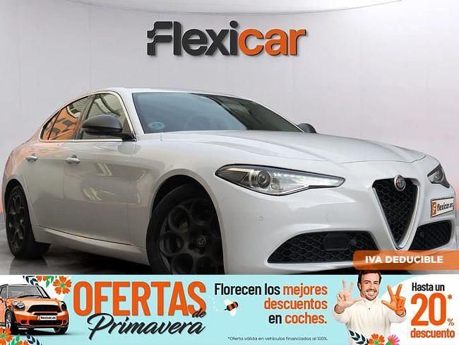 Usado Alfa Romeo Giulia Executive 160 CV (117 kW) 2019 Blanco Berlina
