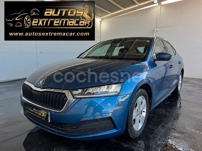 Azul Usado 2021 Skoda Octavia Ambition Berlina | 14.499 € (Precio justo) - Imagen 1/4