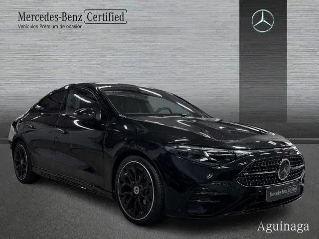 Nuevo Mercedes CLA180 AMG line 156 CV (114 kW) 2026 Negro cosmos Berlina