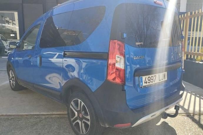 Usado Dacia Dokker 131 HP (96 kW) 2020 Monovolume