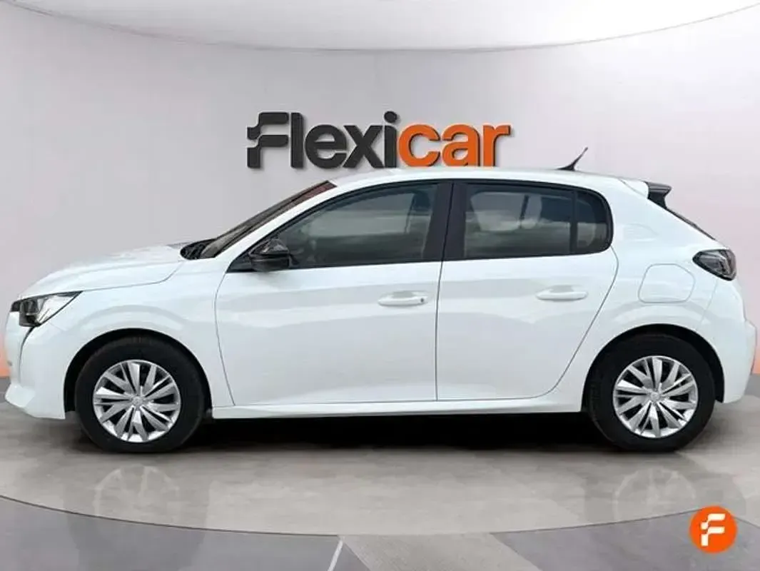 Usado Peugeot 208 Active 101 CV (74 kW) 2022 Blanco Utilitario