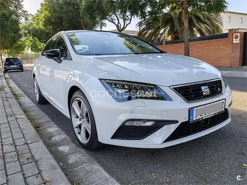 Usado Seat Leon FR 150 CV (110 kW) 2017 Blanco Berlina