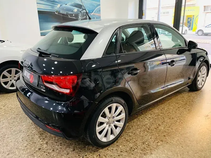Usado Audi A1 Sportback 90 CV (66 kW) 2015 Negro Utilitario