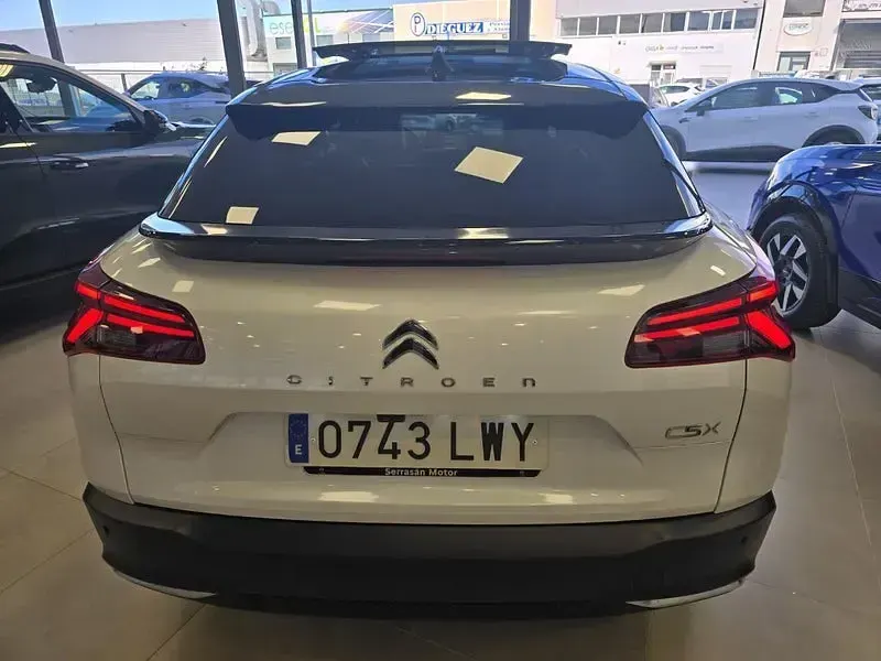 Usado Citroën C5 X Shine 225 CV (165 kW) 2022 Blanco Familiar