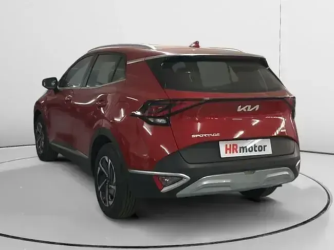 Usado Kia Sportage 230 CV (169 kW) 2022 Rojo SUV