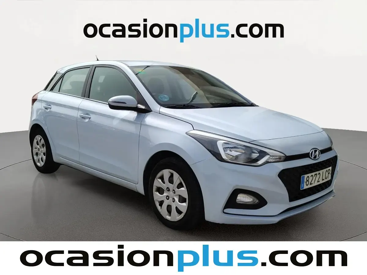 Usado Hyundai i20 75 CV (55 kW) 2019 Blanco Utilitario