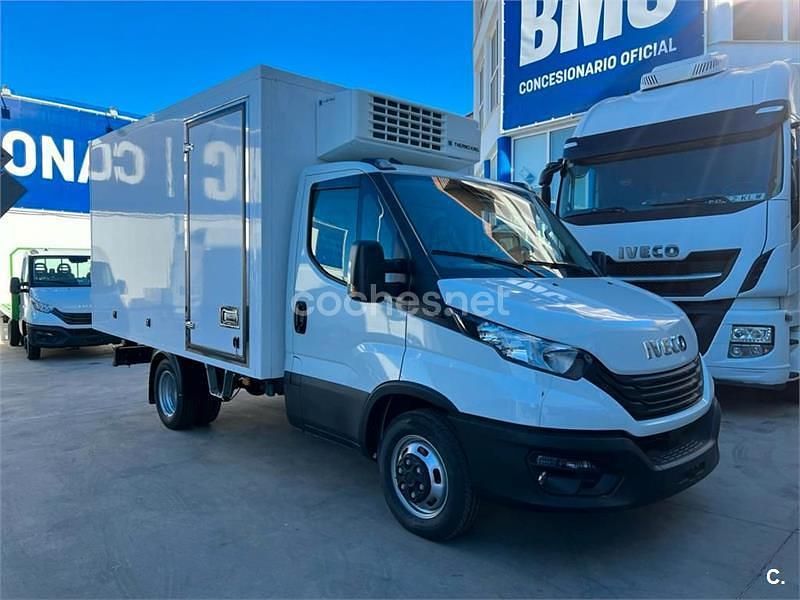 Usado 2023 Iveco Daily Monovolumen | 59.900 € - Imagen 1/1