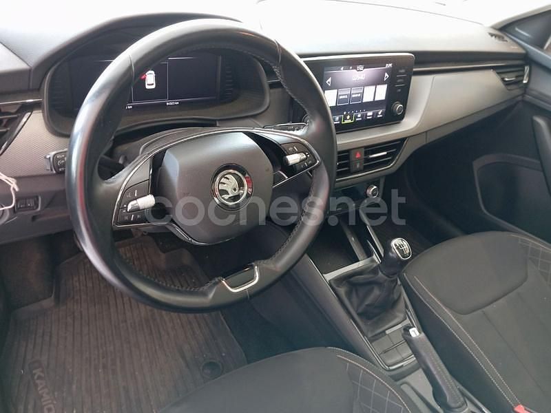 Usado Skoda Kamiq Ambition 116 CV (85 kW) 2020 Rojo SUV