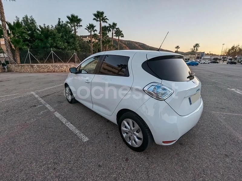 Usado Renault Zoe Intens 64 kW (88 CV) 2016 Eléctrico Utilitario