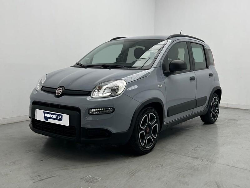 Usado Fiat Panda City Life 70 CV (51 kW) 2022 Gris Utilitario