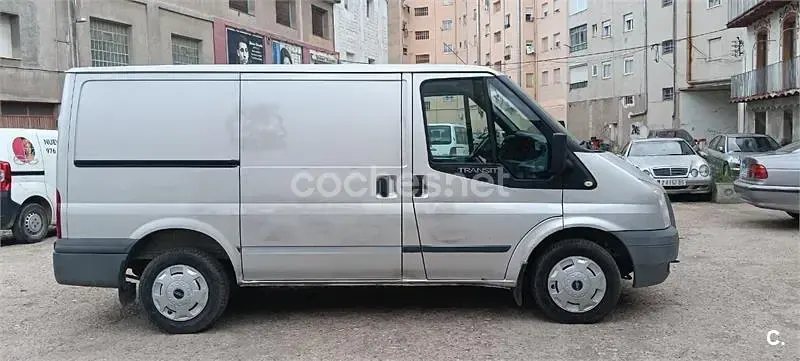 Usado Ford Transit 76 CV (55 kW) 2001 Gris / plata Familiar