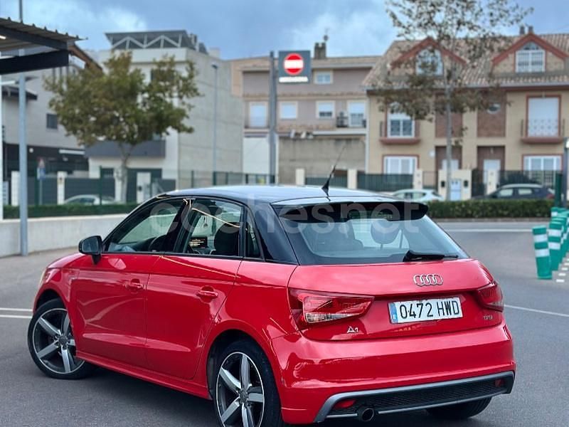 Usado Audi A1 Sportback Attraction 86 CV (63 kW) 2014 Rojo Utilitario