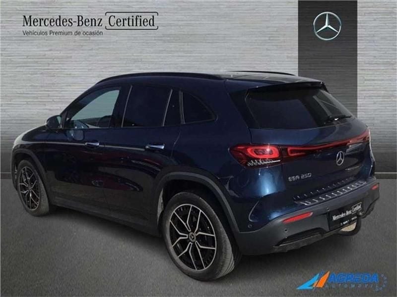 Käytetty Mercedes EQA250 139 kW (190 HP) 2022 Katumaasturi