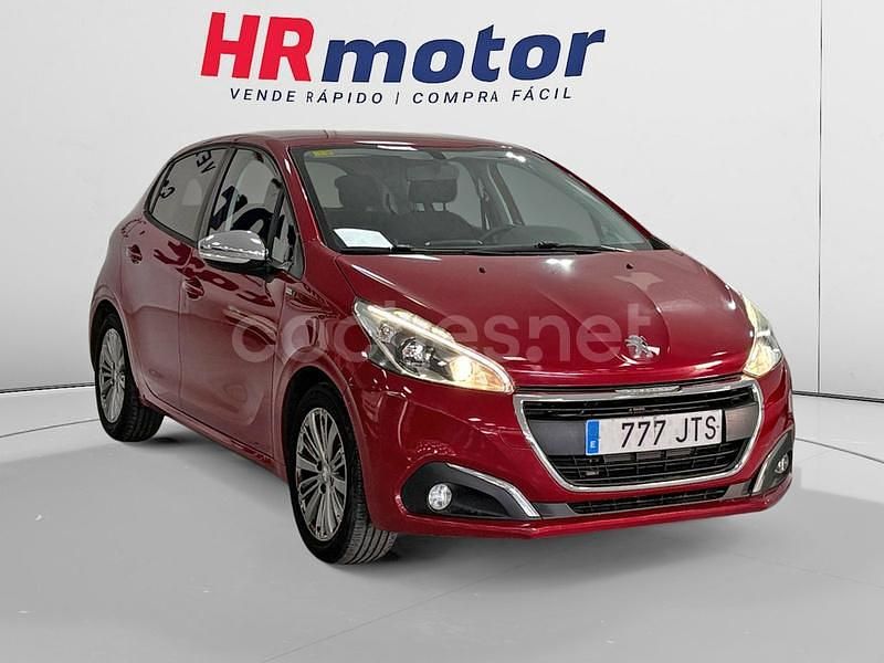 Rojo Usado 2016 Peugeot 208 Style Utilitario | 7890 € (Precio justo) - Imagen 1/4