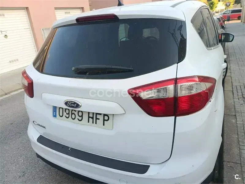 Usado Ford C-MAX Titanium 115 CV (84 kW) 2011 Blanco Monovolumen
