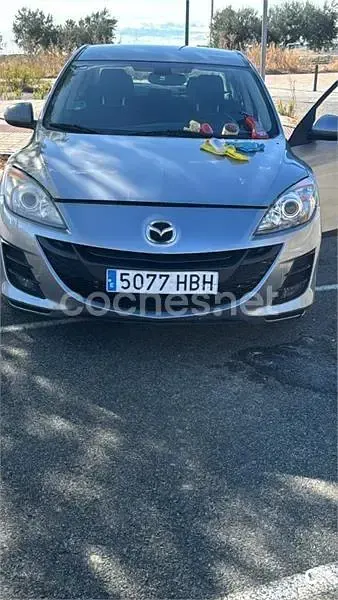 Usado Mazda 3 Style 105 CV (77 kW) 2011 Gris / plata Berlina