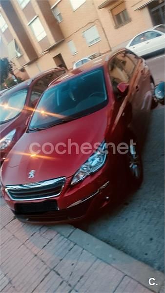 Usado Peugeot 308 SW Style 130 CV (95 kW) 2016 Granate Familiar