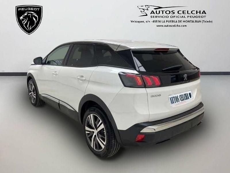 Usado Peugeot 3008 Allure 130 CV (95 kW) 2024 Blanco SUV