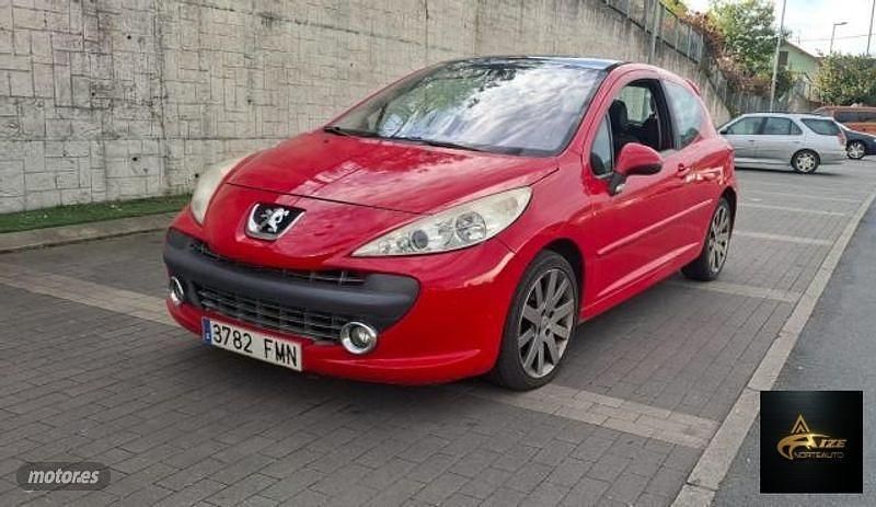 Usado Peugeot 207 150 CV (110 kW) 2007 Rojo Utilitario