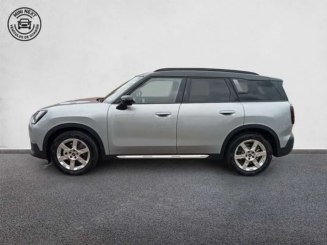 Usado Mini Countryman Essential 163 CV (119 kW) 2025 Gris SUV