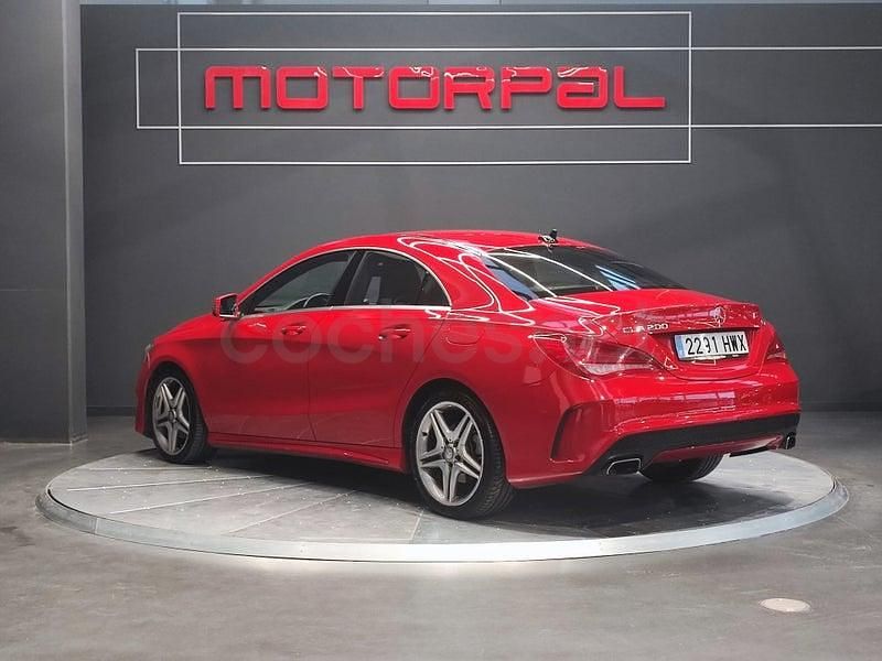 Usado Mercedes CLA200 AMG line 136 CV (100 kW) 2014 Rojo Berlina