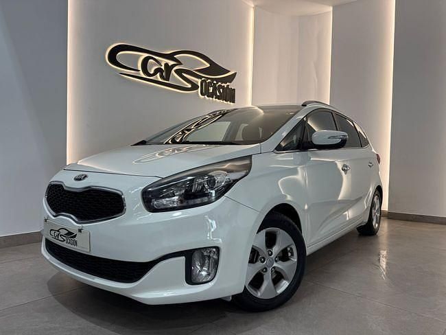 Usado Kia Carens 135 CV (99 kW) 2015 Blanco Monovolumen