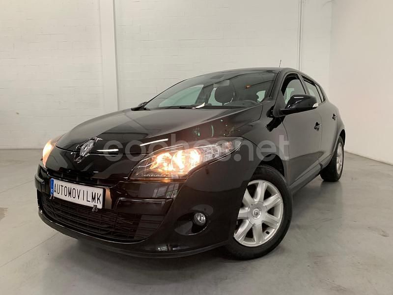 Negro Usado 2012 Renault Mégane III Dynamique Berlina | 5990 € (Precio justo) - Imagen 1/4