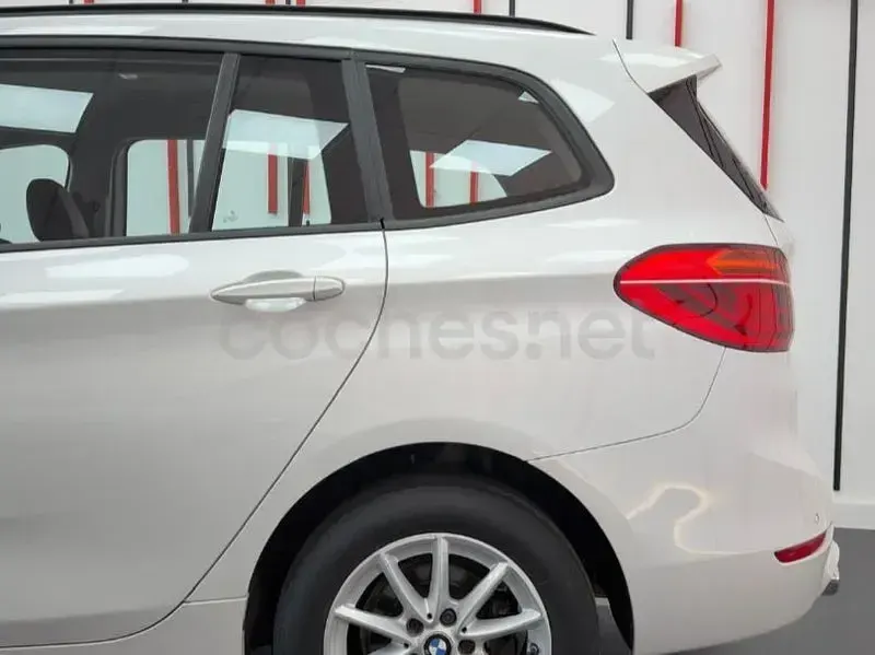 Używany BMW 216 116 KM (85 kW) 2021 Biały Kombi