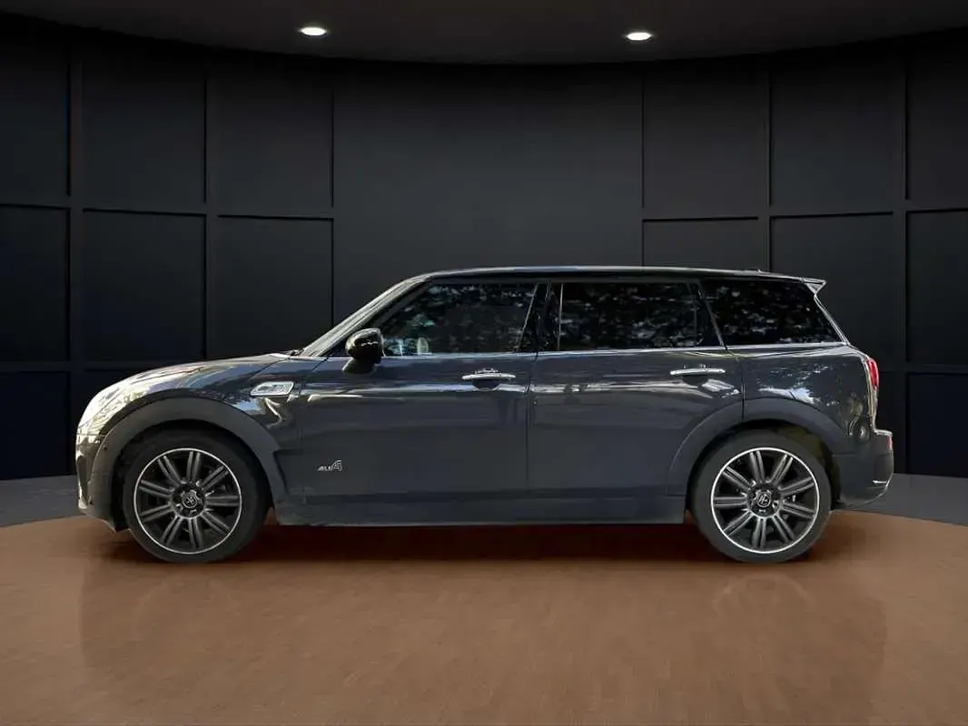 Usado Mini Cooper SD 190 CV (139 kW) 2021 Gris Utilitario