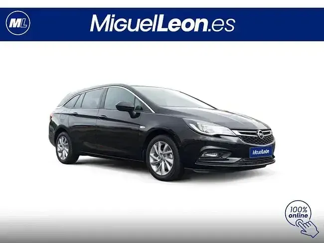 Usado Opel Astra Dynamic 125 CV (91 kW) 2019 Negro Familiar