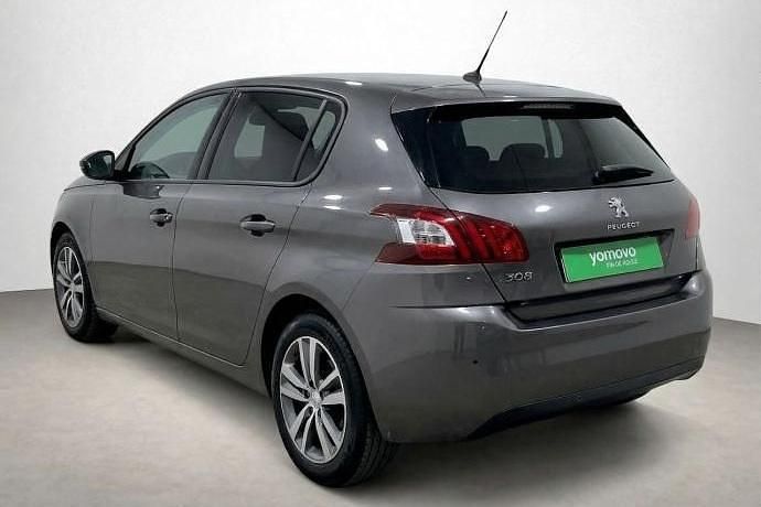 Usado Peugeot 308 Style 130 CV (95 kW) 2021