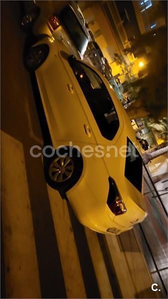 Usado Citroën C-Elysee I Seduction 115 CV (84 kW) 2016 Blanco Berlina