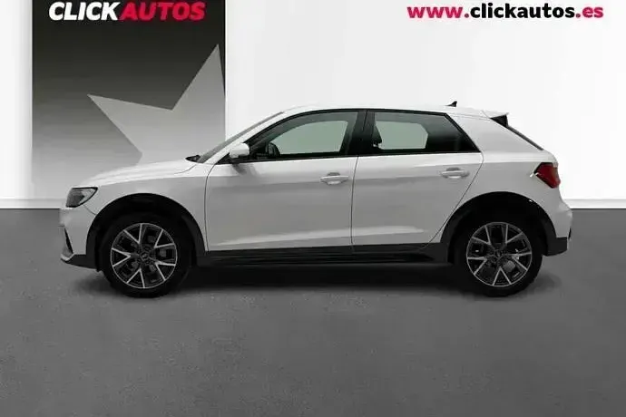 Käytetty Audi A1 110 HP (80 kW) 2023 Katumaasturi