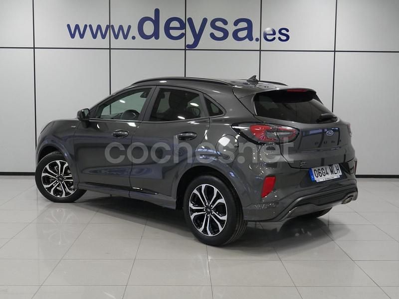 Usado Ford Puma ST-Line 125 CV (91 kW) 2023 Gris / plata SUV