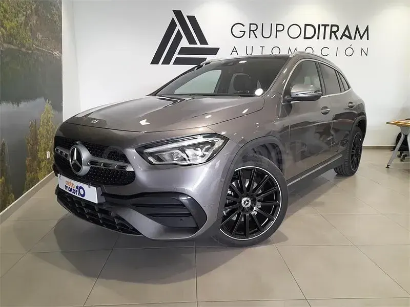 Usado Mercedes GLA250 218 CV (160 kW) 2021 Gris / plata SUV