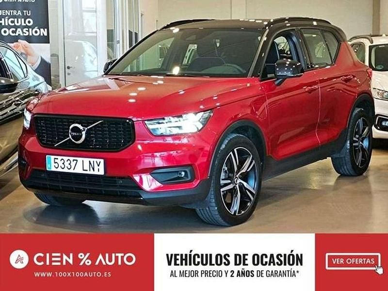 Rojo Usado 2021 Volvo XC40 R-Design SUV | 25.900 € (Precio justo) - Imagen 1/4
