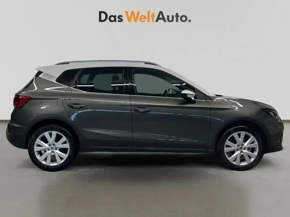 Usado Seat Arona Xperience 116 CV (85 kW) 2025 Gris SUV