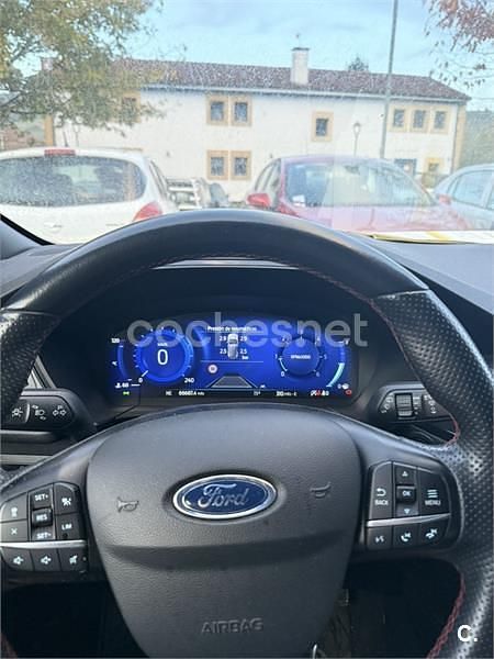 Negro Usado 2021 Ford Kuga Titanium SUV | 21.000 € (Precio justo) - Imagen 1/4