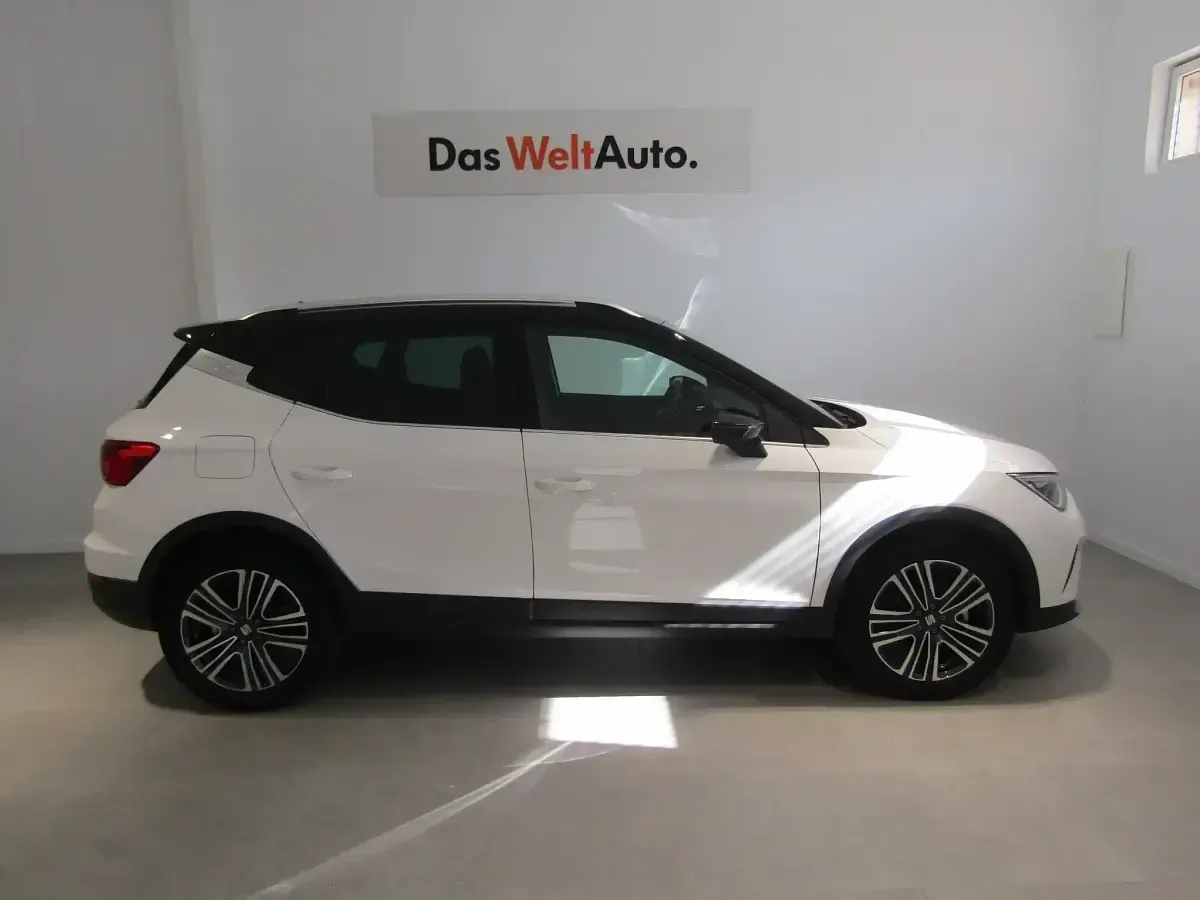 Usado Seat Arona Xperience 115 CV (84 kW) 2025 Blanco SUV
