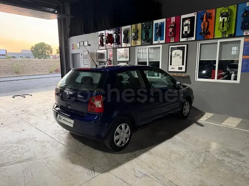 Usado VW Polo Match 75 CV (55 kW) 2003 Azul Berlina