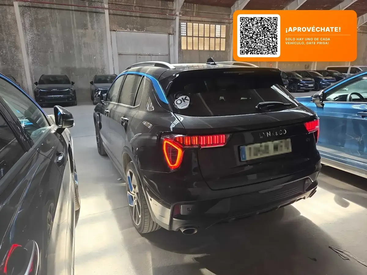 Usado Lynk & Co 01 261 CV (191 kW) 2023 Negro SUV