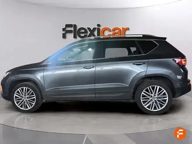 Usado Seat Ateca Reference 115 CV (84 kW) 2018 Gris SUV