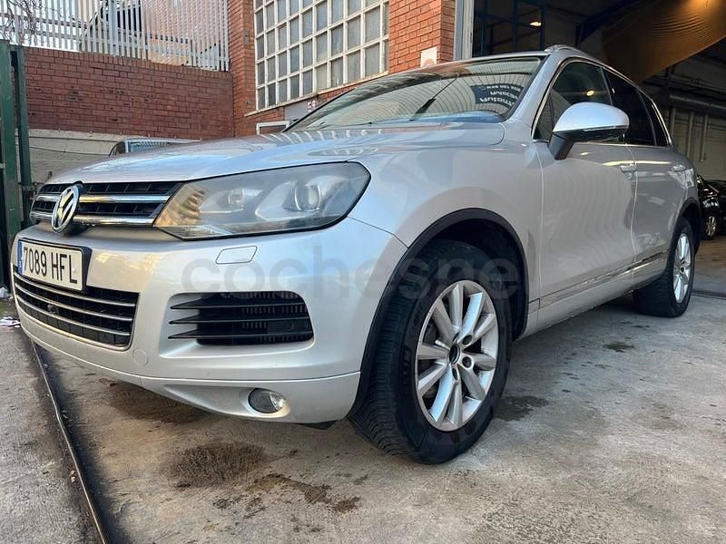 Usado VW Touareg 245 CV (180 kW) 2011 Gris / plata SUV