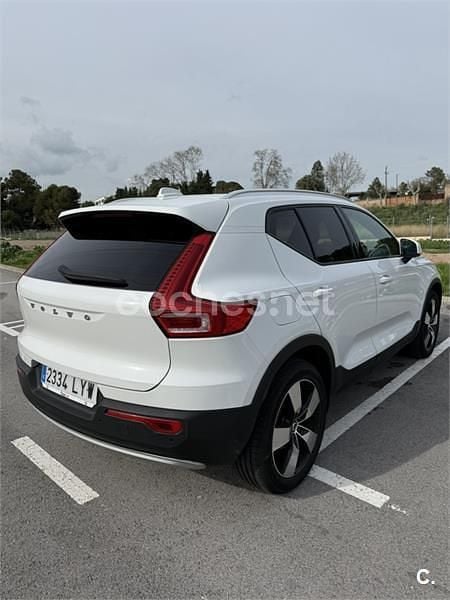 Usado Volvo XC40 R-Design 156 CV (114 kW) 2018 Blanco SUV