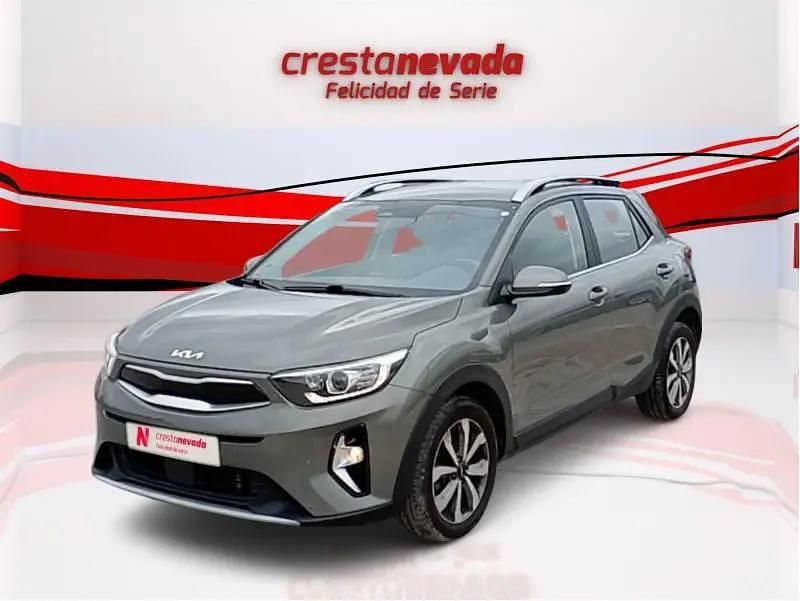 Usado Kia Stonic 120 CV (88 kW) 2022 SUV