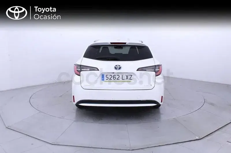 Usado Toyota Corolla Active 122 CV (89 kW) 2022 Blanco Familiar