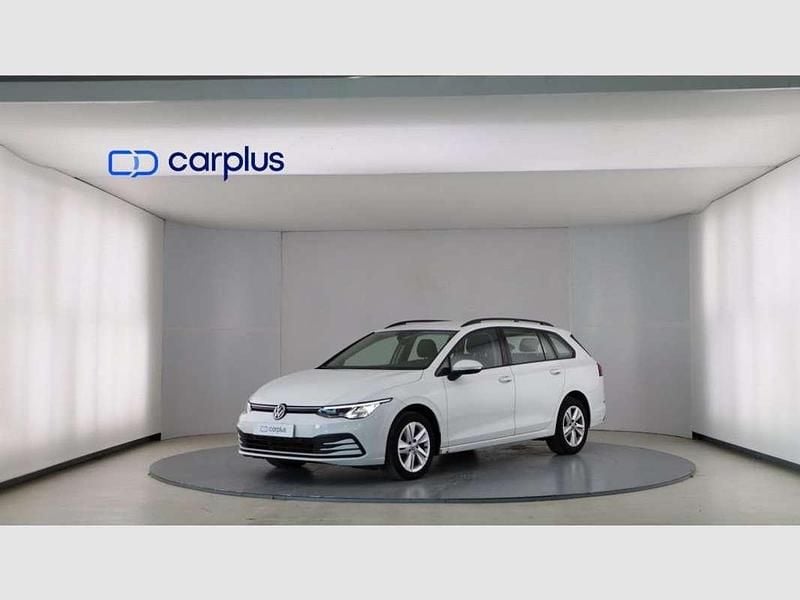 Blanco Usado 2022 VW Golf VIII Familiar | 18.590 € (Buen precio) - Imagen 1/4