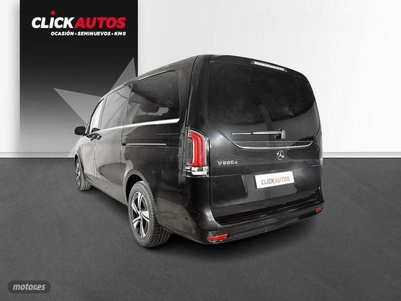Usado Mercedes 220 Avantgarde 163 CV (119 kW) 2024 Negro Van