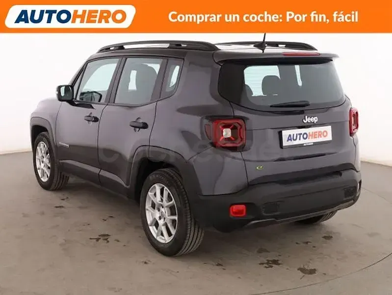 Usado Jeep Renegade Limited 130 CV (95 kW) 2024 Gris / plata SUV