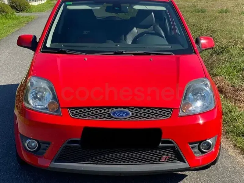 Usado Ford Fiesta ST 150 CV (110 kW) 2007 Rojo Utilitario